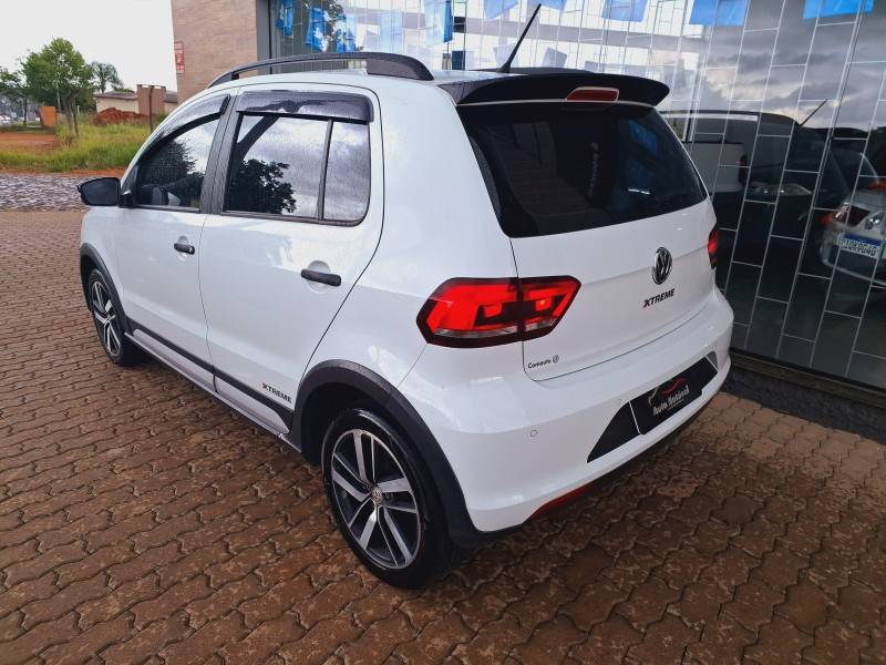 VOLKSWAGEN - FOX - 2020/2021 - Branca - R$ 66.900,00